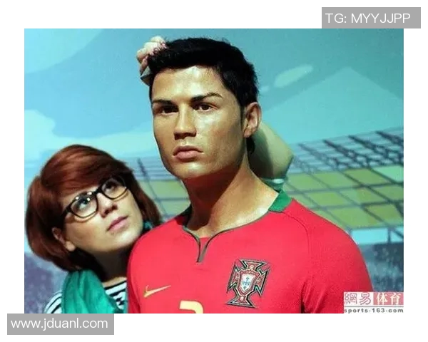 广州足球明星蜡像馆探秘体验之旅感受传奇球星的魅力与激情